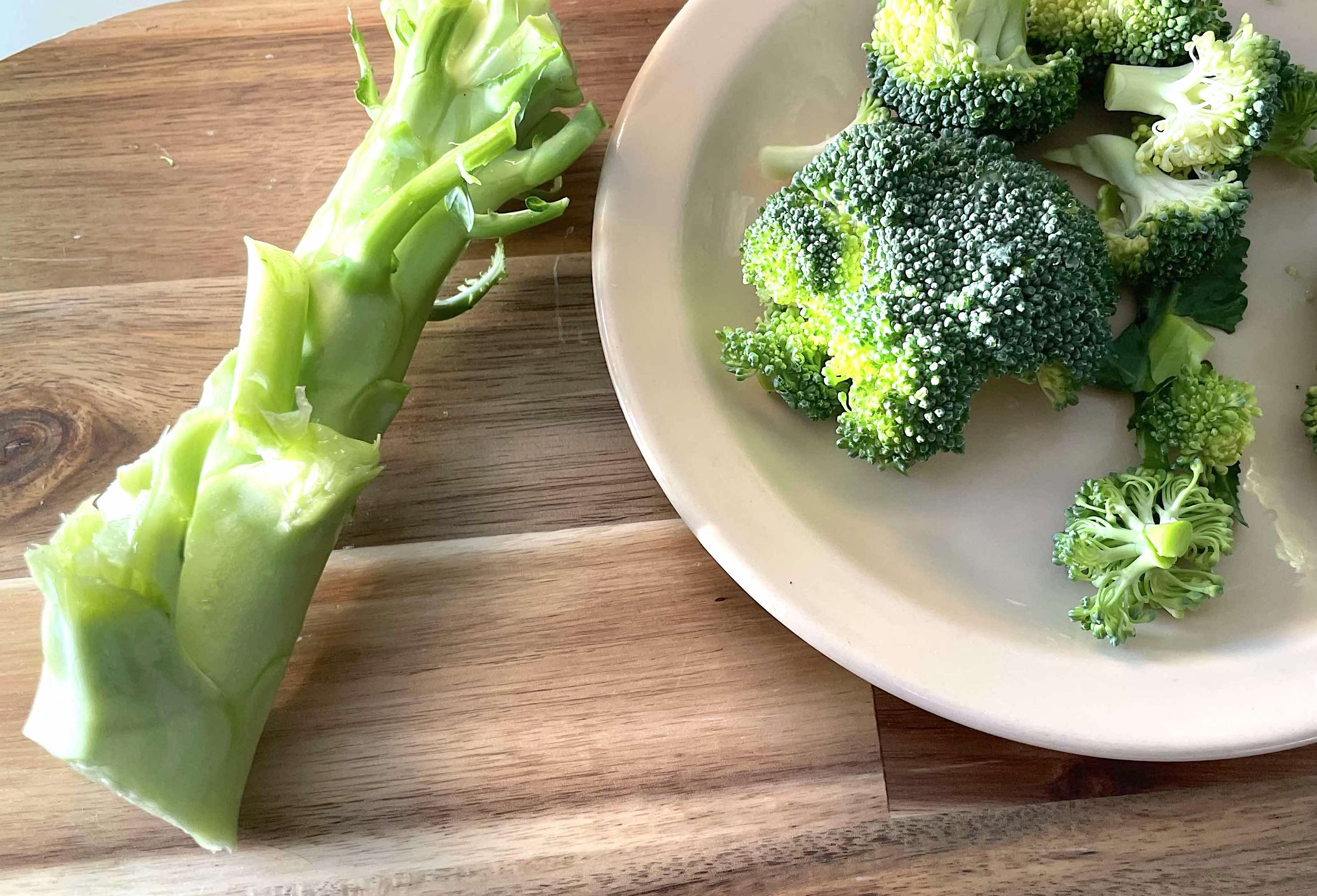 How to Prepare Broccoli Stalks to Use in Recipes