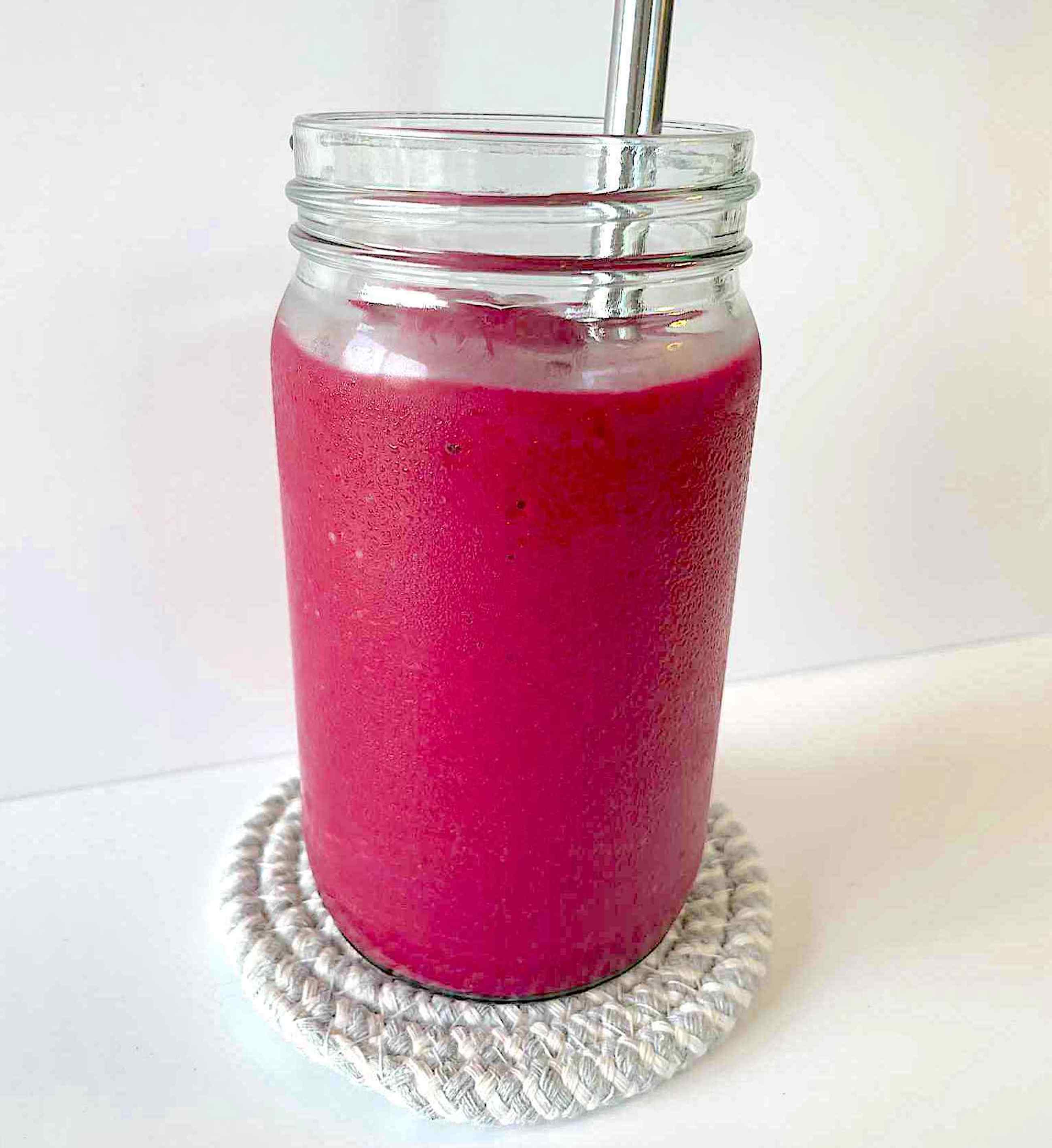 Magenta Magic Smoothie 
with Cantaloupe Strawberry Beet and Ginger