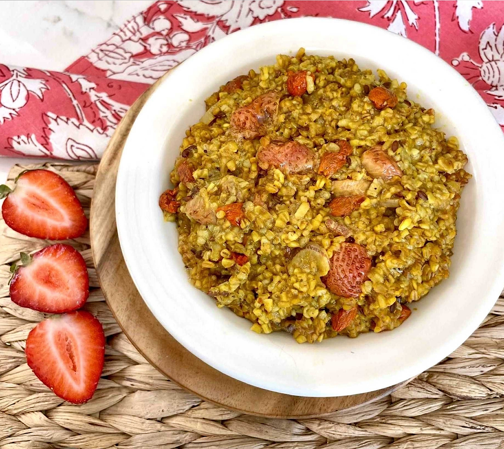 Strawberry Steel Cut Oats with Goji Berries, Dates and Turmeric