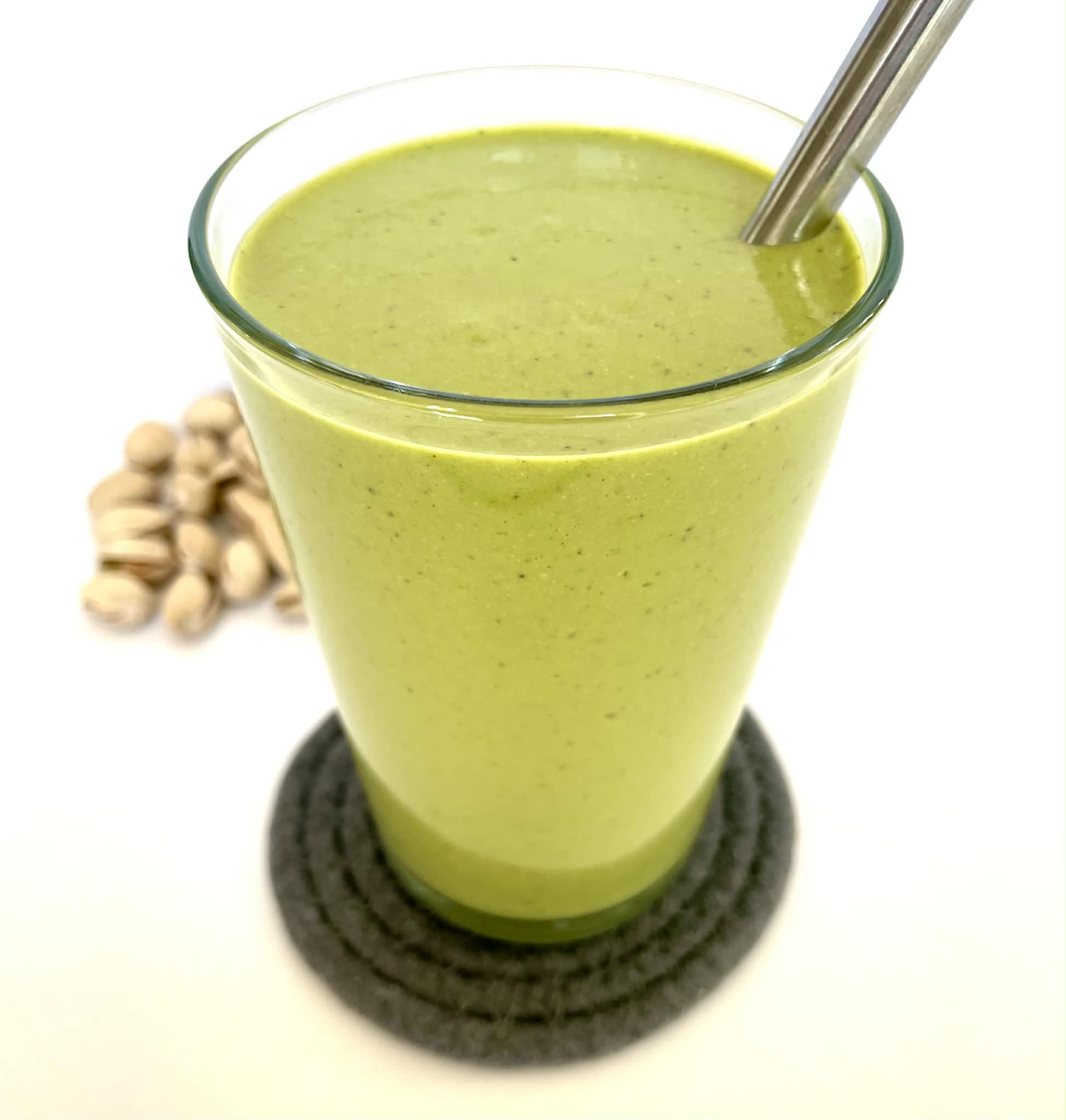 Healthy Pistachio Matcha Smoothie